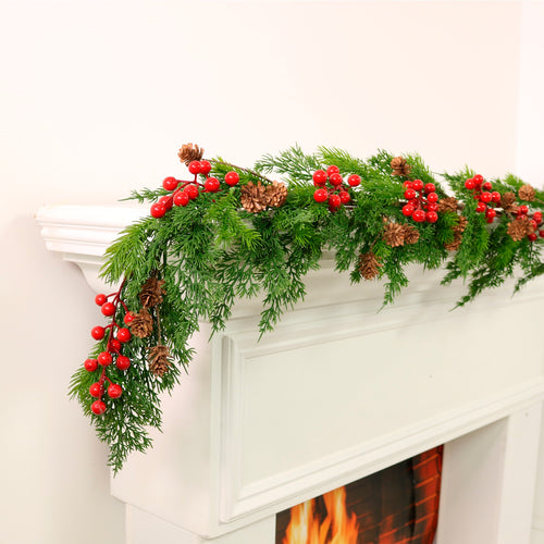 Real Touch Cypress Fir Berry & Pine Cone Garland (170cm)