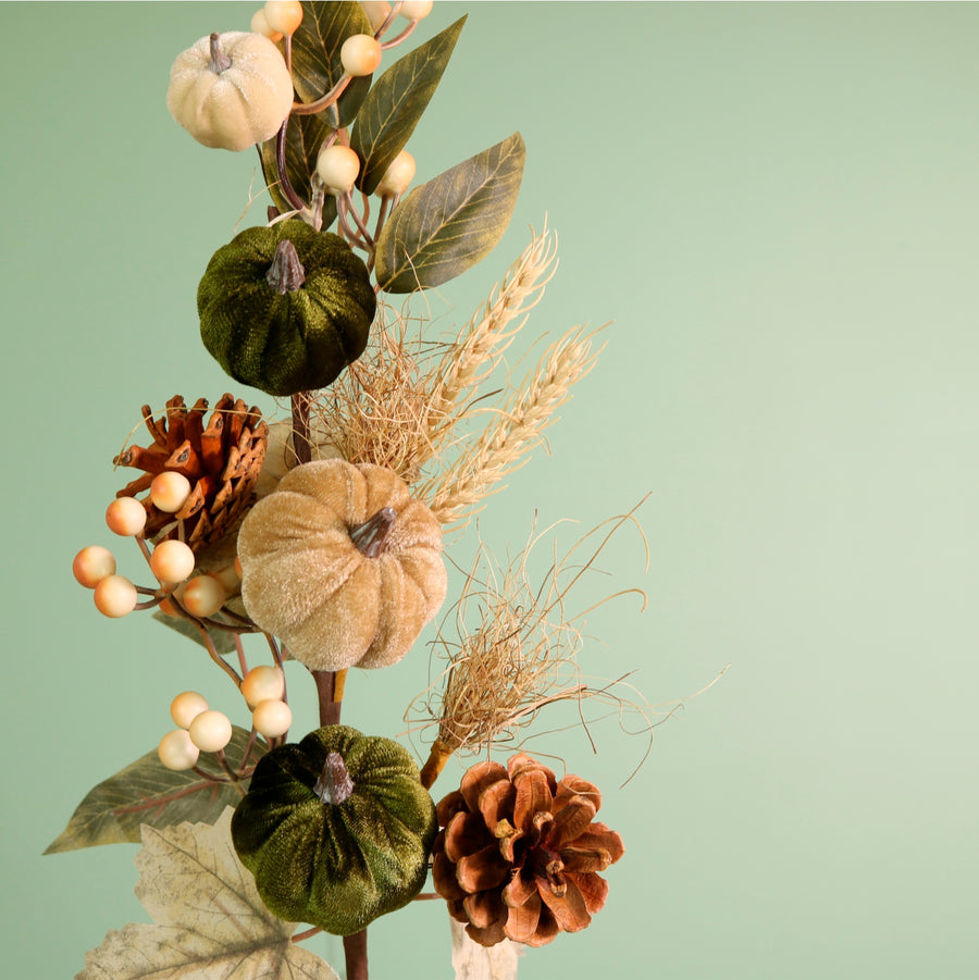 Autumn Woodland Pumpkin Mix Pic (64cm)