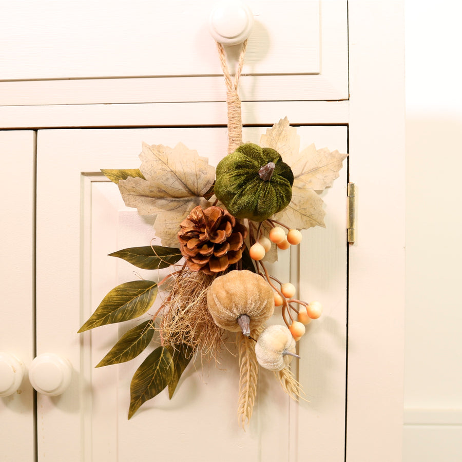 Autumn Woodland Pumpkin Mix Teardrop Swag