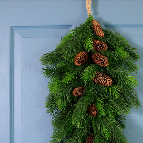 Premium Windsor Woodland Fir Tear Drop Swag (70cm)