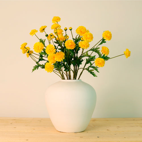 Ruffled Chrysanthemum Spray Handtied