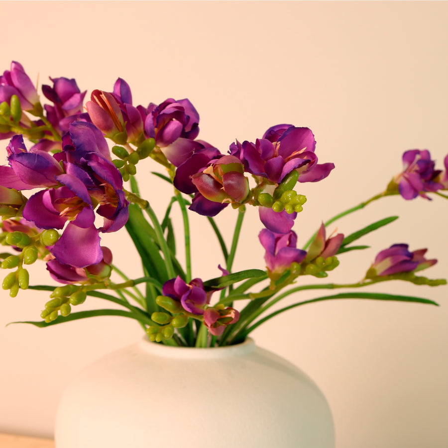 Freesia Spray