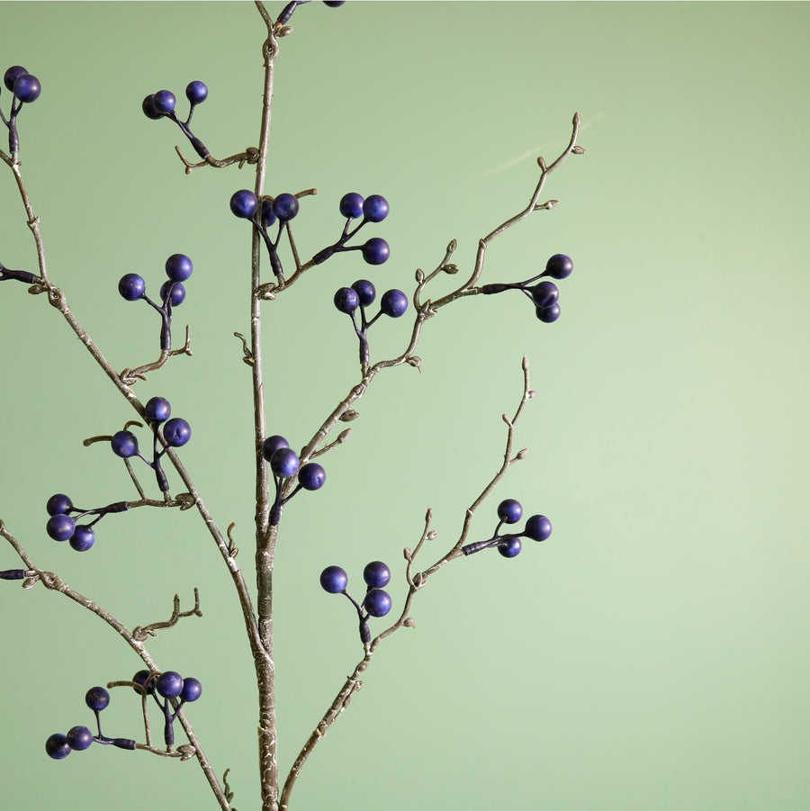 Seasonal Medium Bud Berry Spray