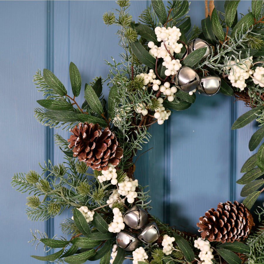 Premium Noel Nobel Berry & Bell Wreath (55cm)