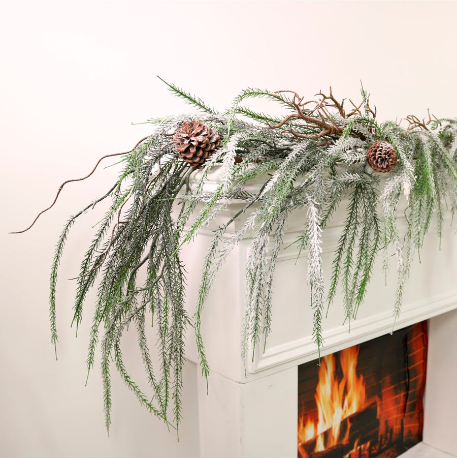 Winterwood Pinecone Trail Garland (182cm)
