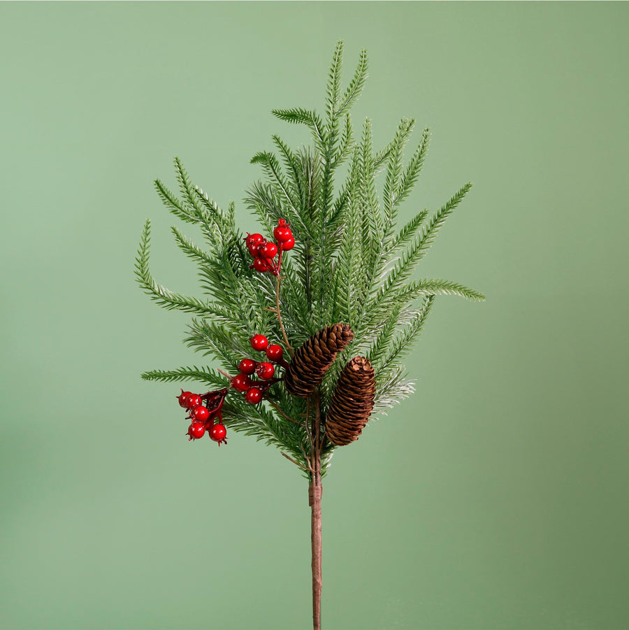 Premium Norway Spruce & Berry Medium Pic (55cm)
