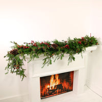 Xmas Wildgrove Pine & Berry Garland (182cm)