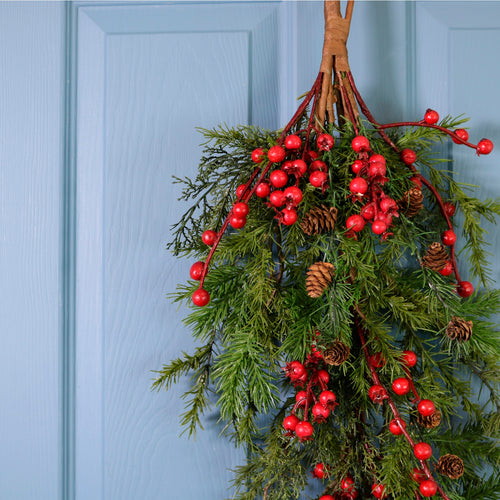 Xmas Wildgrove Pine & Berry Teardrop Swag