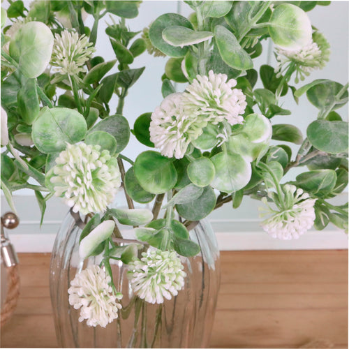 Globe Ball Sprig (6 Bunch)