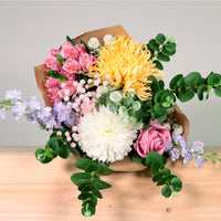 Premium English Garden Bouquet ( Mixed Box/2 Colours)