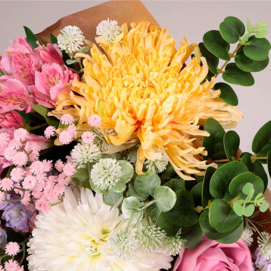 Premium English Garden Bouquet ( Mixed Box/2 Colours)
