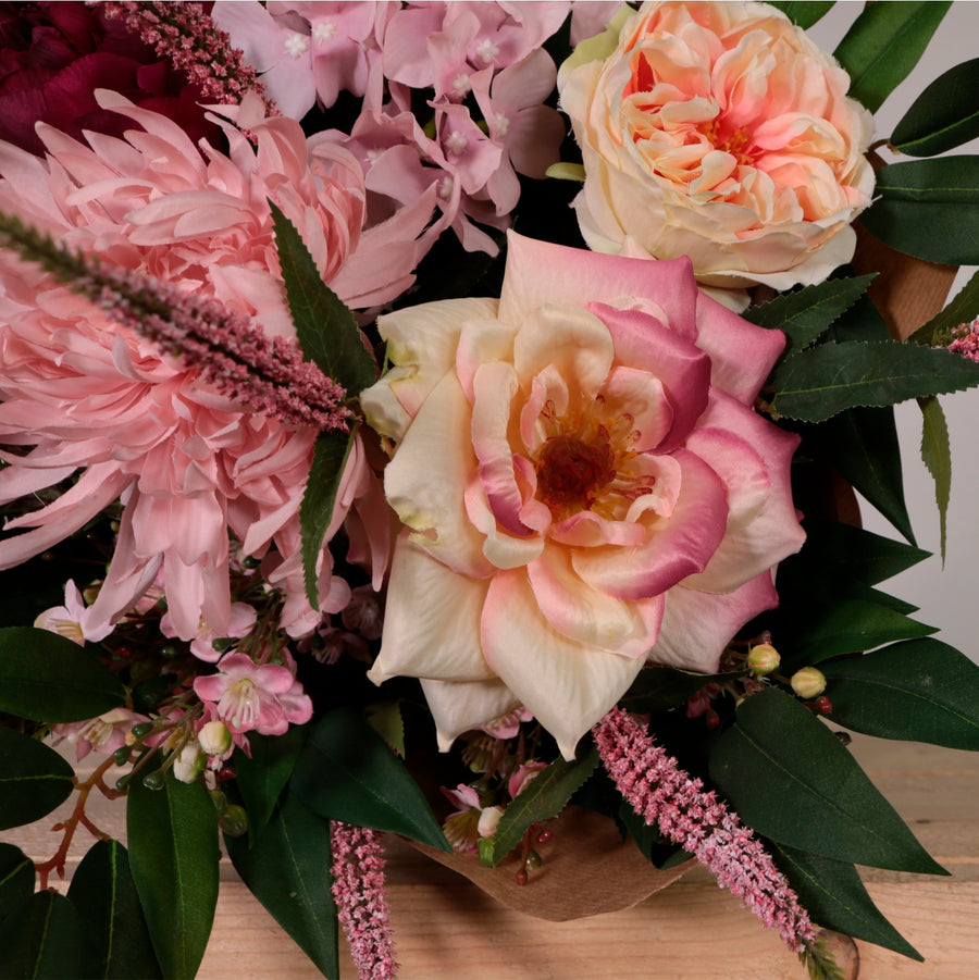 Secret Garden Open Top Bouquet (Mixed Box/3 Colours)