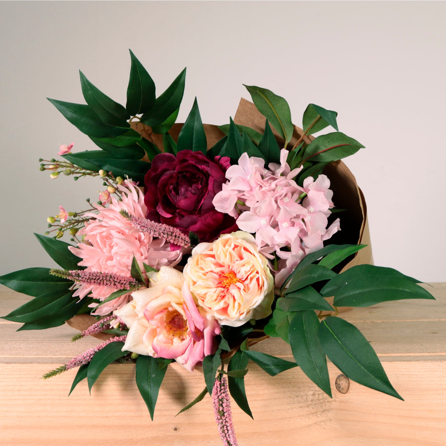 Secret Garden Open Top Bouquet (Mixed Box/3 Colours)