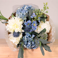 Premium Wild Romance Bouquet (Mixed Box/3 Colours)