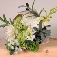 Premium Wild Romance Bouquet (Mixed Box/3 Colours)