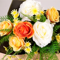 Rosy Wishes Open Top Bouquet (Mixed Box/ 2 Colours)