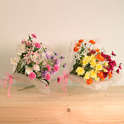 Mixed Box Of 12 Open Front Bouquet No:01