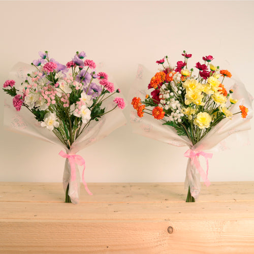 Mixed Box Of 12 Open Front Bouquet No:01