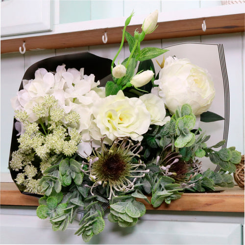 Open Top Bouquet No: 01