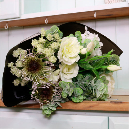 Open Top Bouquet No: 01