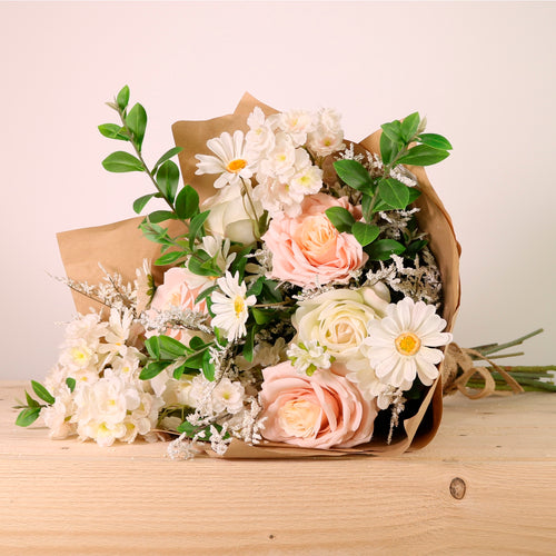 Luxury Rosy Whisper Bouquet