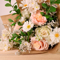 Luxury Rosy Whisper Bouquet