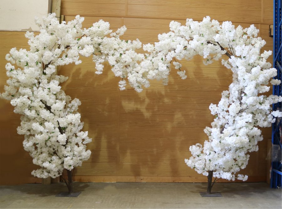 Blossom Heart Arch 300cm