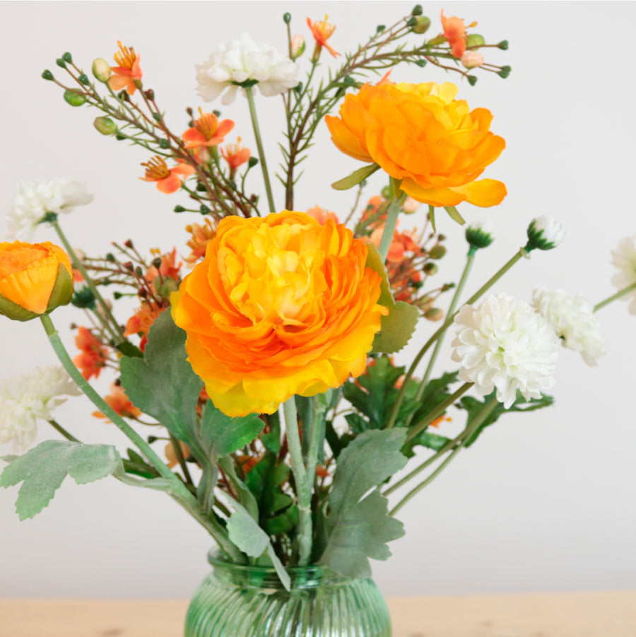 Garden Of Ranunculas Arrangement Mixed Box (Qty 6)