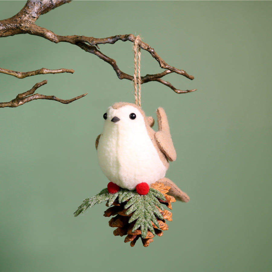 Festive Hanging Resting Wren