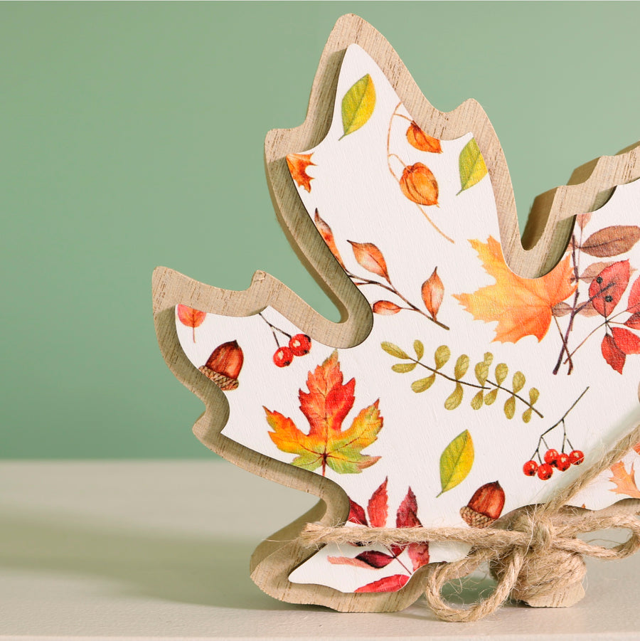 Autumn Wooden The Falling Season Maple Leaf Ornament