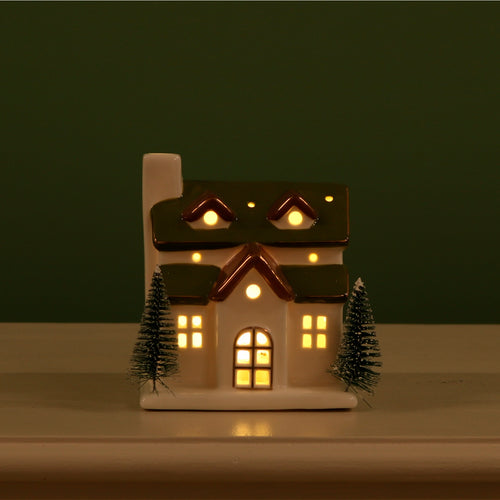 Ceramic Twinkle Light Up Cottage