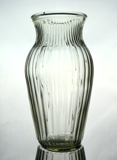 Darcy Vase (Height 26cm)