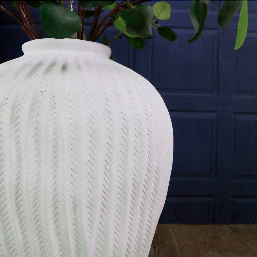 Clay Crafted Vase No:01