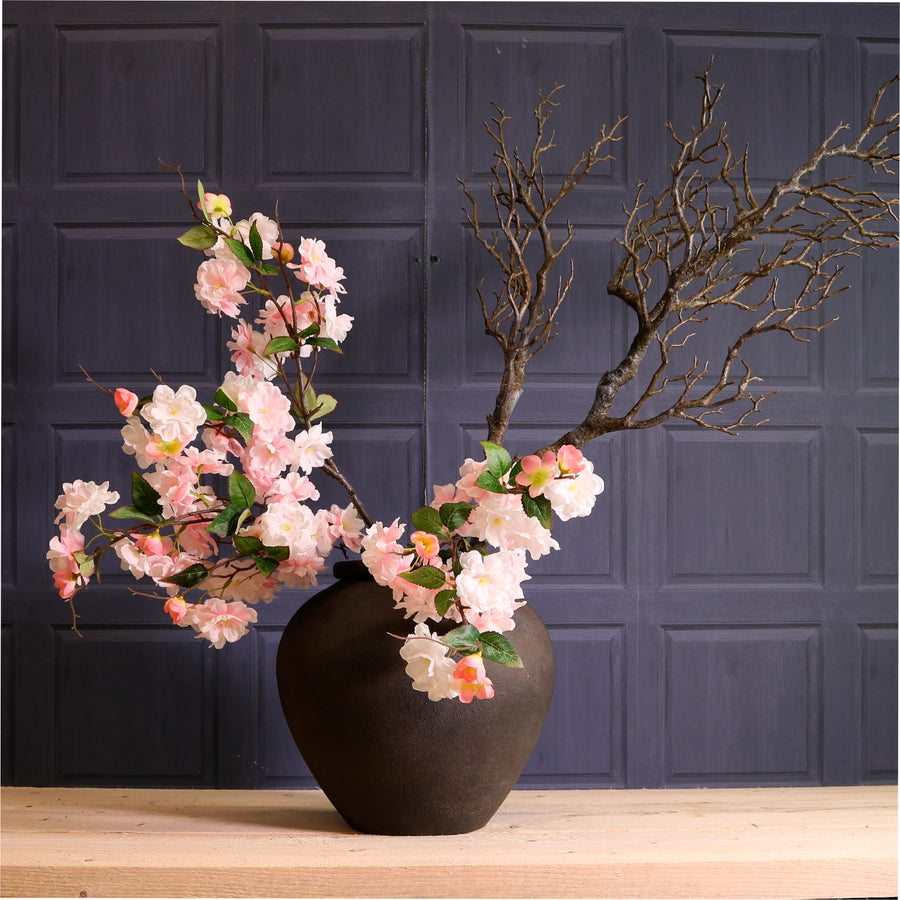 Forged Stonecast Vase No.01 Charcoal