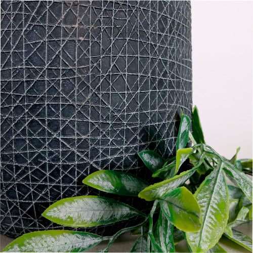 Lincoln Clay Pot (18cm)