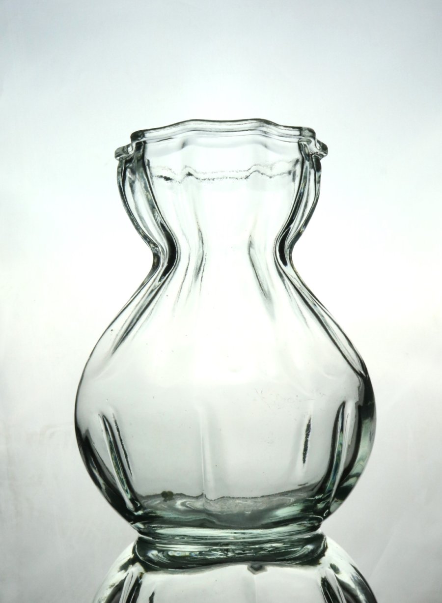 Shell Vase (18cm)